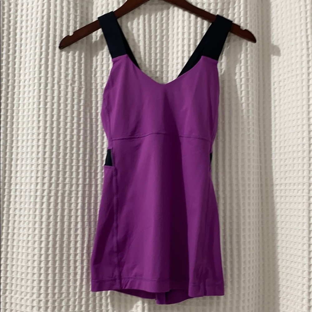 Lululemon top